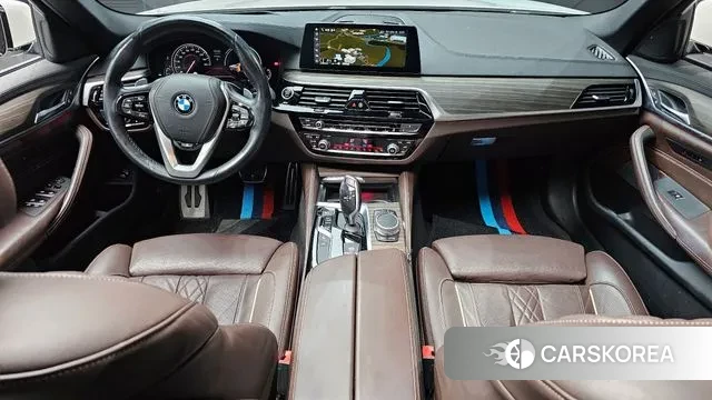 BMW 5 Series (G30) id 3345352 из Кореи 17