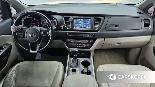 Kia The New Carnival id 3380604 из Кореи 17