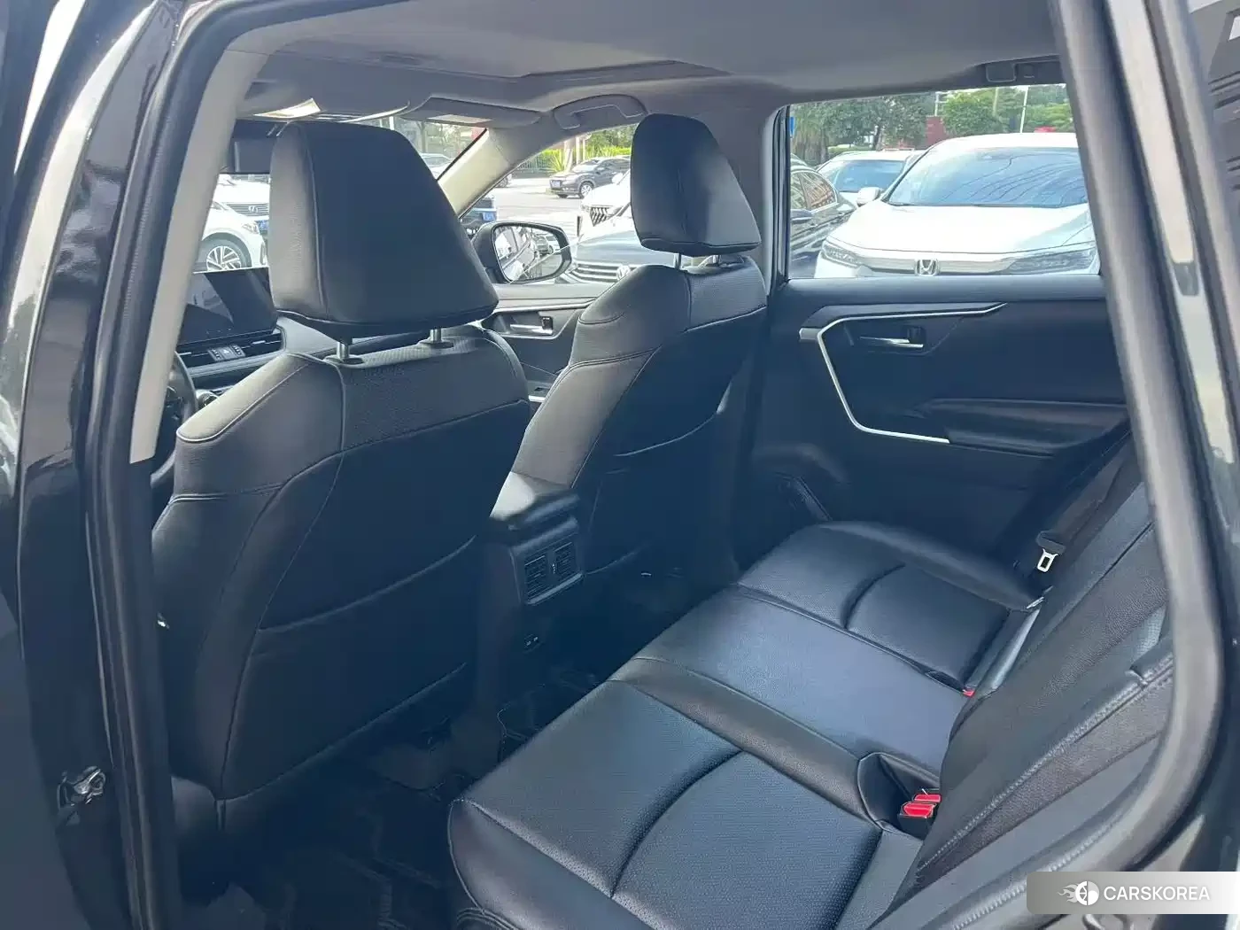 Toyota RAV4 id 4644403 из Китая 7
