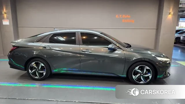 Hyundai Avante Hybrid (CN7) id 3379545 из Кореи 17