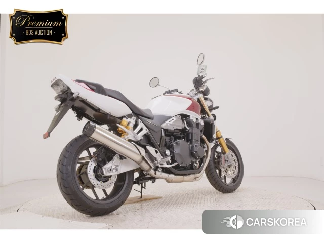 Проданный Honda CB1300SF SP 2026 из Японии, фото 5