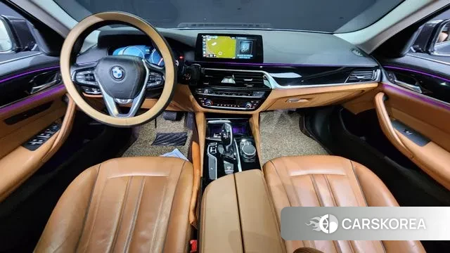 BMW 5 Series (G30) id 3060830 из Кореи 17