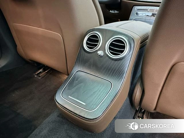 Mercedes-Benz E-class id 4329096 из Китая 28