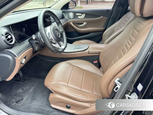 Mercedes-Benz E-class id 3968852 из Китая 26