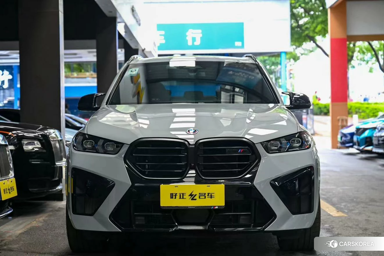 BMW X5 M id 4426922 из Китая 17