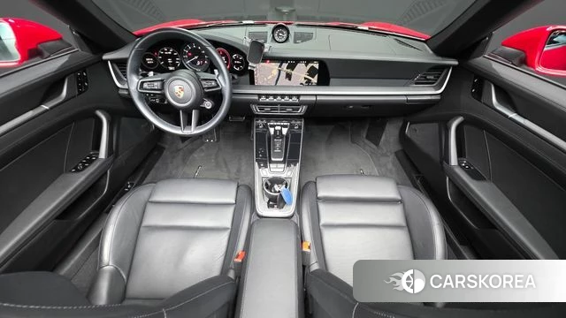 Porsche 911(992) id 4573690 из Кореи 17