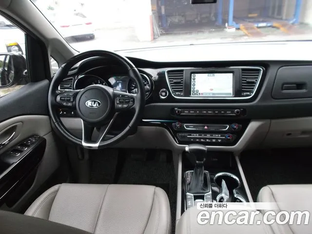 Kia The New Carnival id 2758131 из Кореи 17