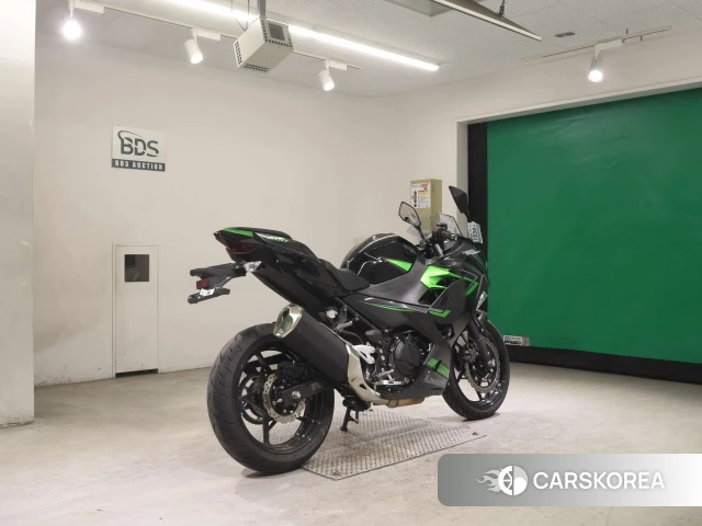 Проданный Kawasaki NINJA 400 2023 из Японии, фото 5