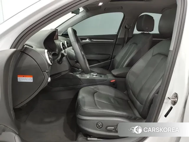 Audi New A3 id 3226315 из Кореи 7