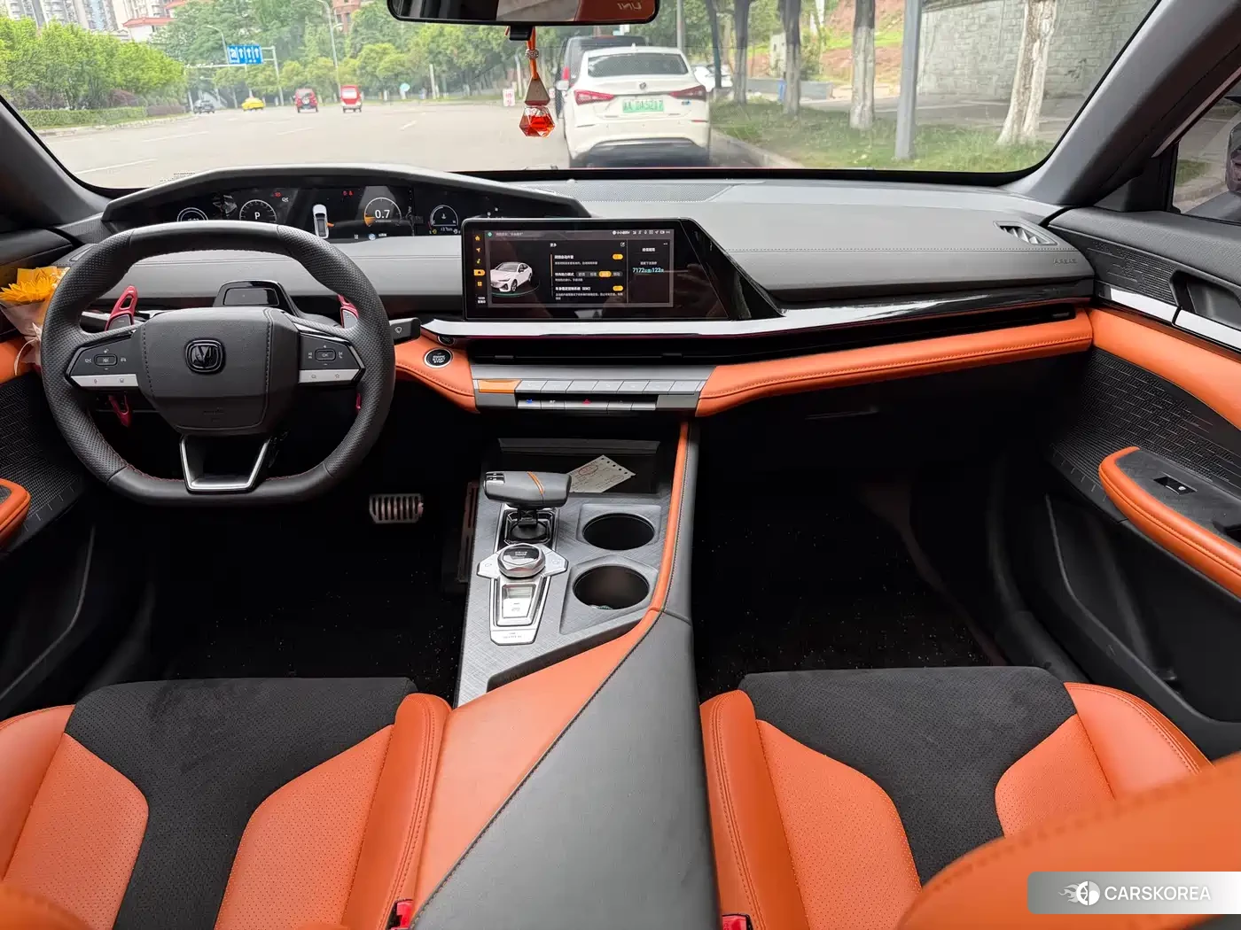 Chang'an Changan UNI-V id 4539111 из Китая 7