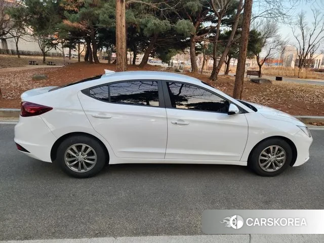 Hyundai The New Avante AD id 3706249 из Кореи 17