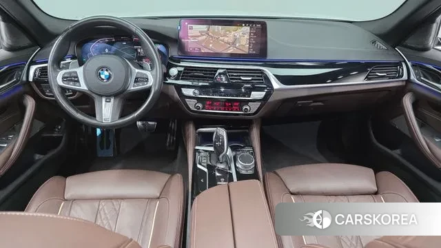 BMW 5 Series (G30) id 3572588 из Кореи 17