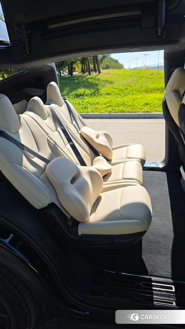 Tesla Model X id 4853365 из Кореи 8