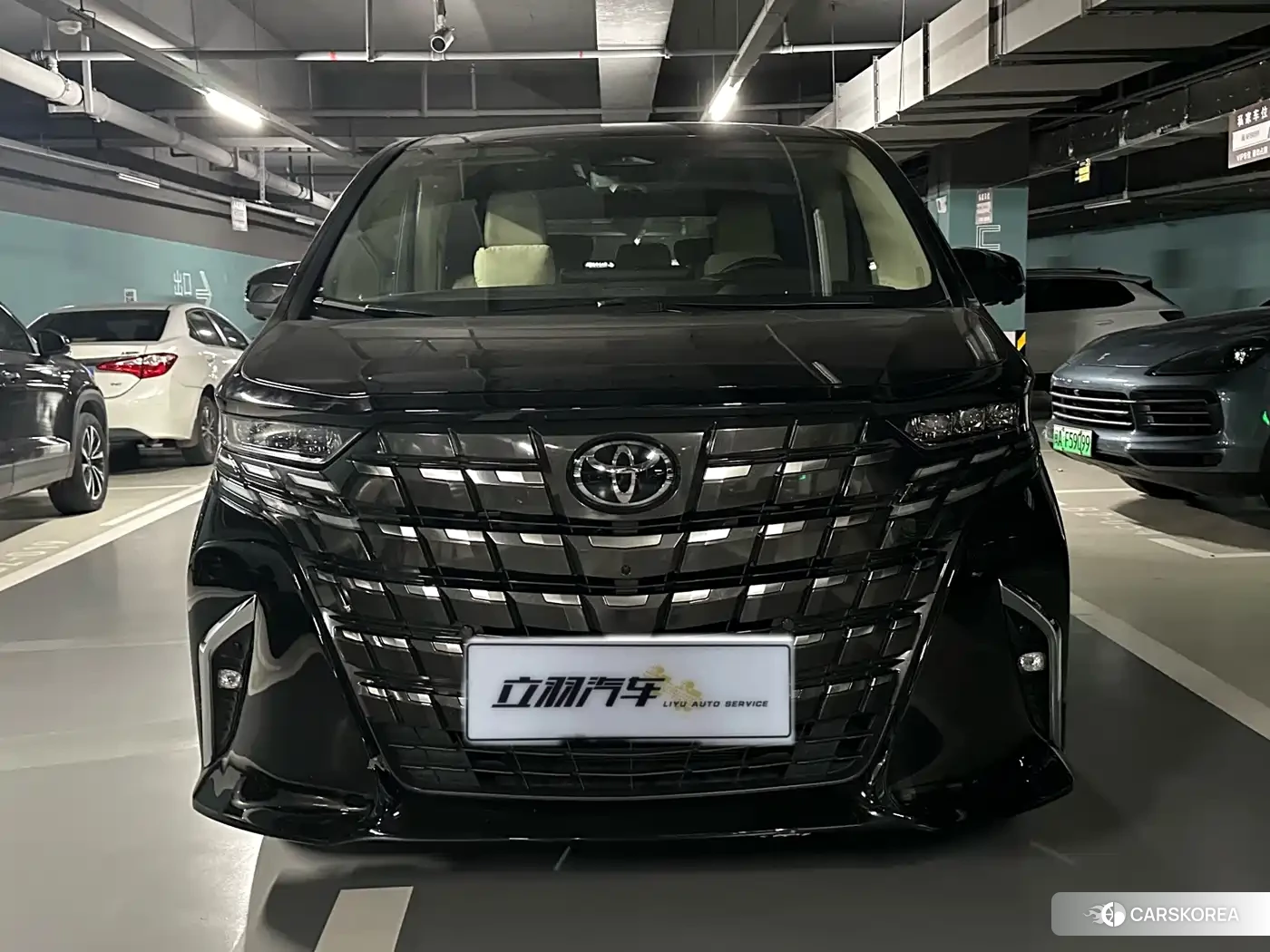 Toyota Elfa id 4659733 из Китая 10