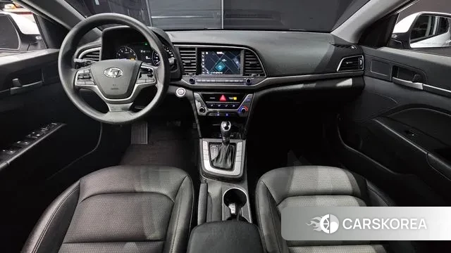 Hyundai Avante AD id 3494829 из Кореи 17