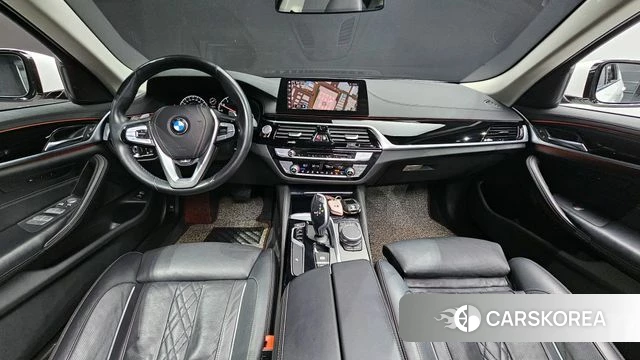 BMW 5 Series (G30) id 4245772 из Кореи 31