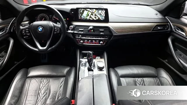 BMW 5 Series (G30) id 3583532 из Кореи 17