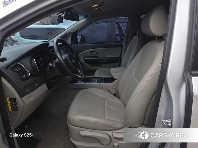 Kia All New Carnival id 4425038 из Кореи 17
