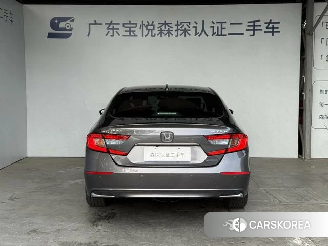 Honda Accord id 4260394 из Китая 10