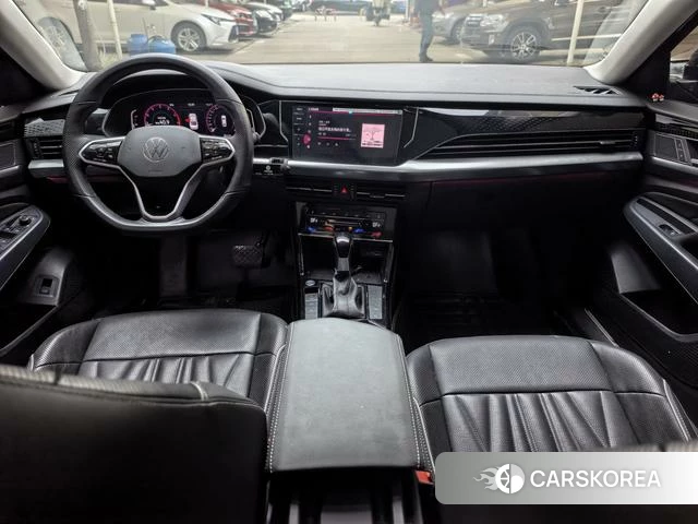 Volkswagen Passat id 4258754 из Китая 15