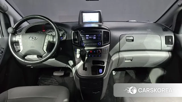 Hyundai The New Grand Starex id 3308229 из Кореи 17