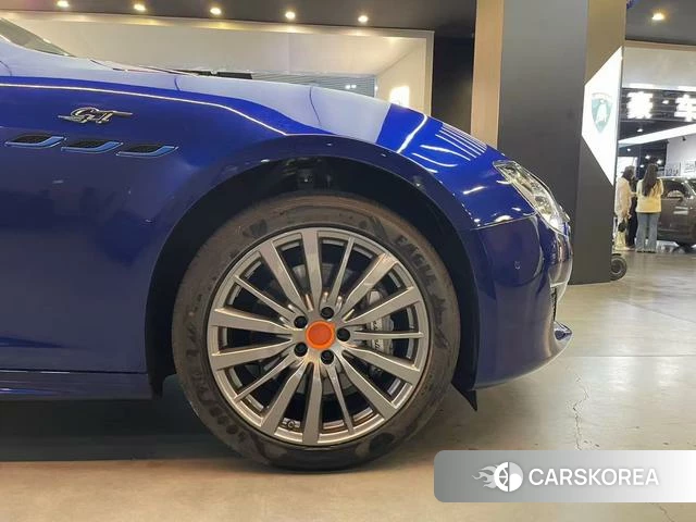 Maserati Ghibli id 4240378 из Китая 18