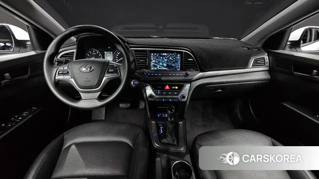 Hyundai Avante AD id 3024486 из Кореи 17