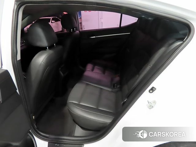 Hyundai The New Avante AD id 3823905 из Кореи 17