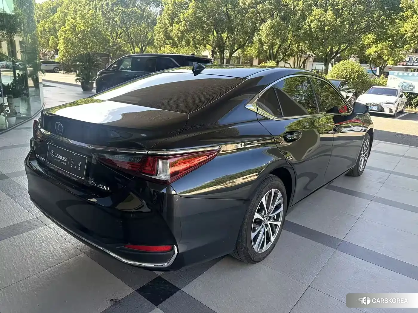 Lexus ES id 4644606 из Китая 7
