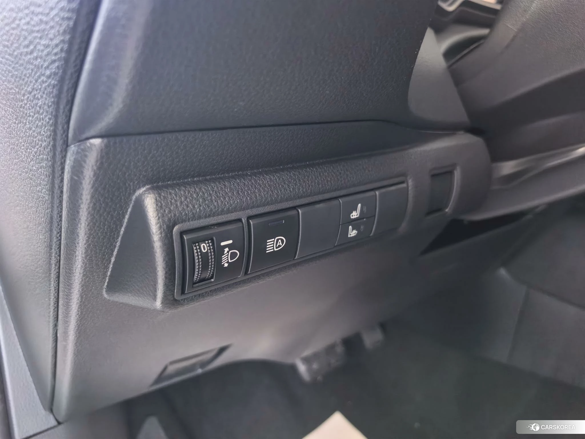 Toyota Corolla id 4514897 из Китая 15