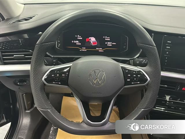 Volkswagen Passat id 4264571 из Китая 17