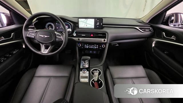 Genesis The New G70 id 4380941 из Кореи 17