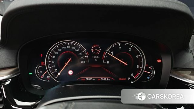 BMW 5 Series (G30) id 4689441 из Кореи 30