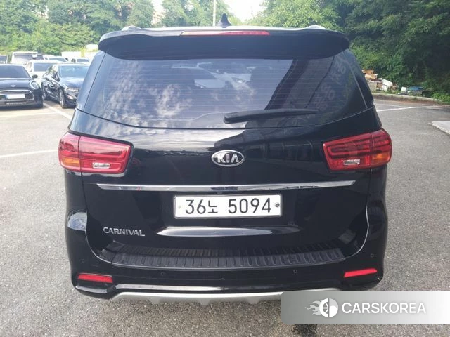 Kia The New Carnival id 4563149 из Кореи 17