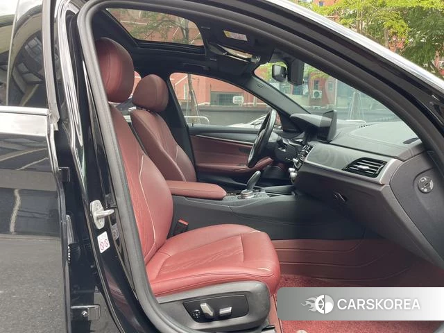 BMW 5 series PHEV id 4213000 из Китая 15