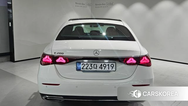 Mercedes-Benz E-Class W214 id 4194009 из Кореи 17