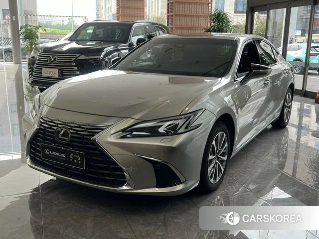 Lexus ES id 4259682 из Китая 7