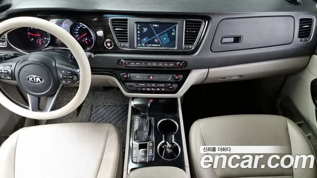 Kia The New Carnival id 2352527 из Кореи 17