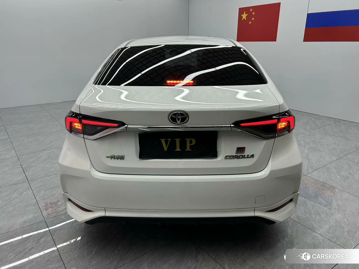 Toyota Corolla id 4453884 из Китая 10