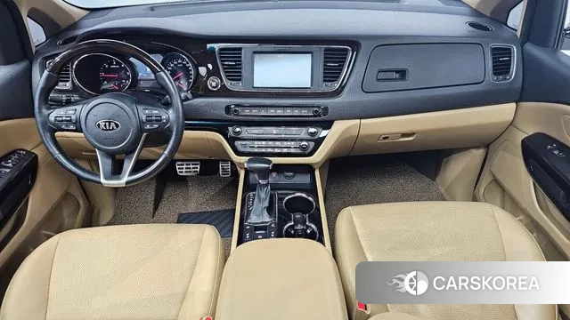 Kia The New Carnival id 2902939 из Кореи 17