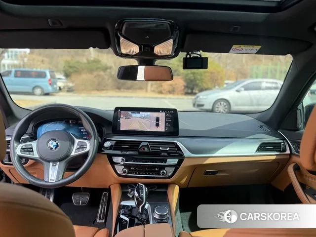 BMW 5 Series (G30) id 3707975 из Кореи 16