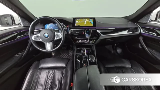 BMW 5 Series (G30) id 3552710 из Кореи 17