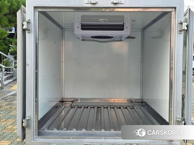 Chevrolet (GM Daewoo) New Labo id 3843628 из Кореи 17