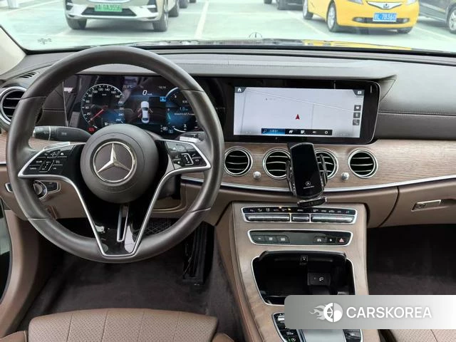 Mercedes-Benz E-class id 4263739 из Китая 21