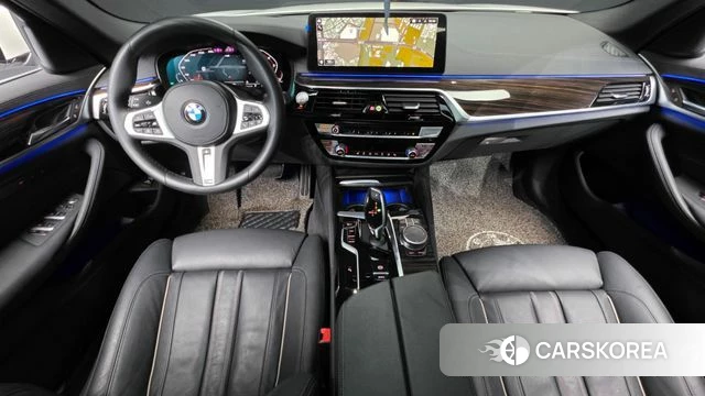 BMW 5 Series (G30) id 3897827 из Кореи 17