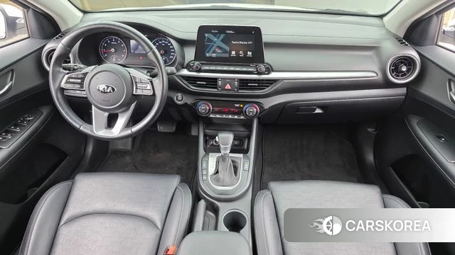 Kia Come New K3 id 4609859 из Кореи 17
