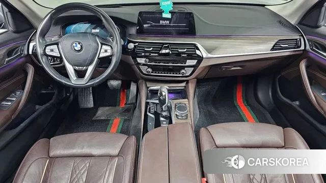 BMW 5 Series (G30) id 3504871 из Кореи 17