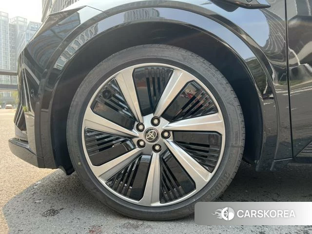 Toyota bZ5 id 3920288 из Китая 16