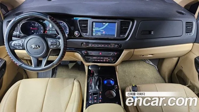 Kia The New Carnival id 2932613 из Кореи 17