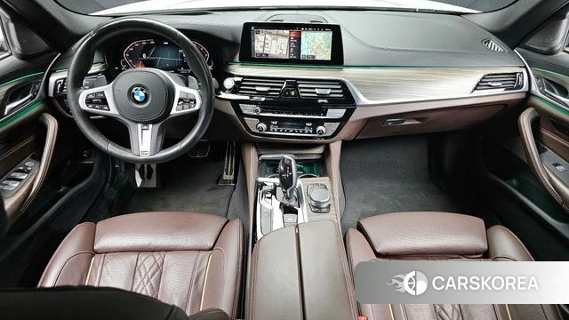 BMW 5 Series (G30) id 4284439 из Кореи 32